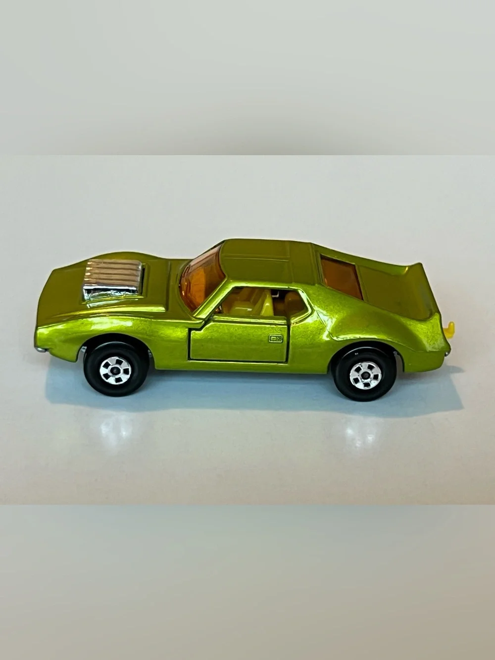 Vintage Matchbox Superfast No. 9 AMX Javelin 1972 Green with Chrome Scoop Lesney